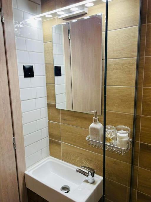 Luxury No4 Apartment In Ladadika Saloniki Zewnętrze zdjęcie
